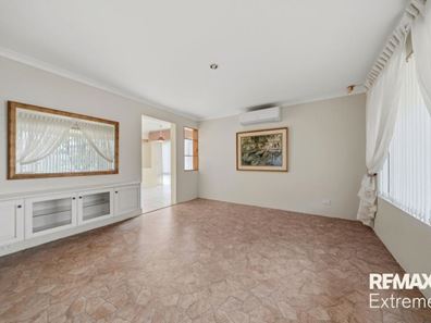 18 Banfield Grove, Clarkson WA 6030