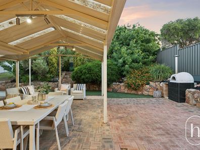 26 Lateral Loop, Beldon WA 6027