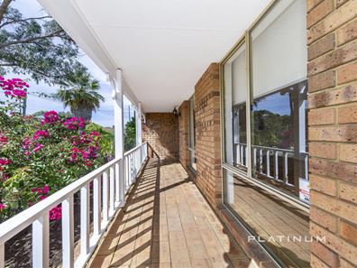 7 Conway Grove, Heathridge WA 6027