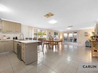 13 Willerin Loop, Success WA 6164