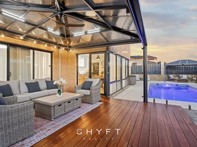 4 Manta Pass, Mindarie WA 6030