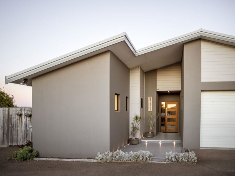 3 Eagle Court, West Beach