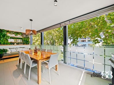 2/210 Stirling Street, Perth WA 6000
