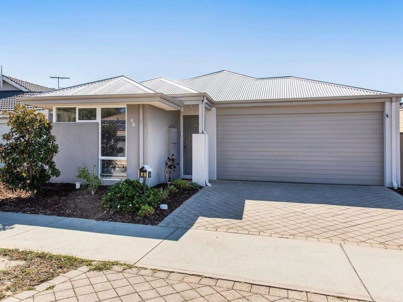 48 Erade Drive, Piara Waters WA 6112