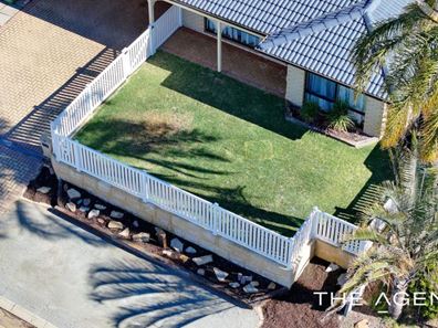 16 Roscommon Crescent, Orelia WA 6167