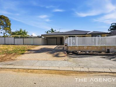 16 Roscommon Crescent, Orelia WA 6167