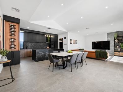 7 Horrocks Road, Booragoon WA 6154