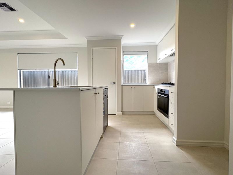 25 Worthington Circuit, Wellard WA 6170