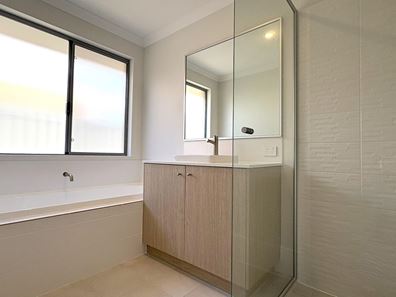 25 Worthington Circuit, Wellard WA 6170