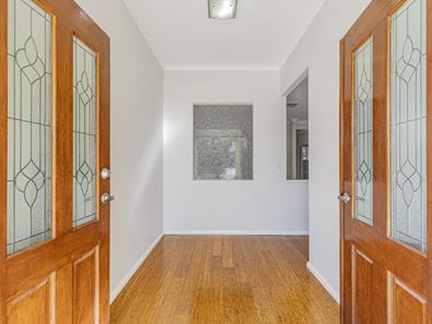 3 Litchfield Crescent, Carramar WA 6031