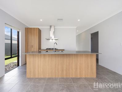 65 Toovey Road, South Yunderup WA 6208
