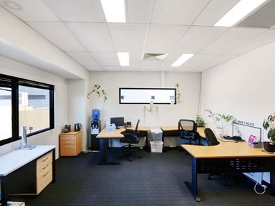 4E/1 Wise Street, Joondalup WA 6027