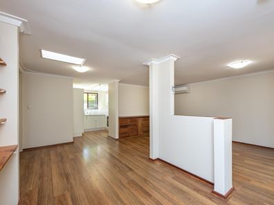 13 Spinaway Street, Craigie WA 6025