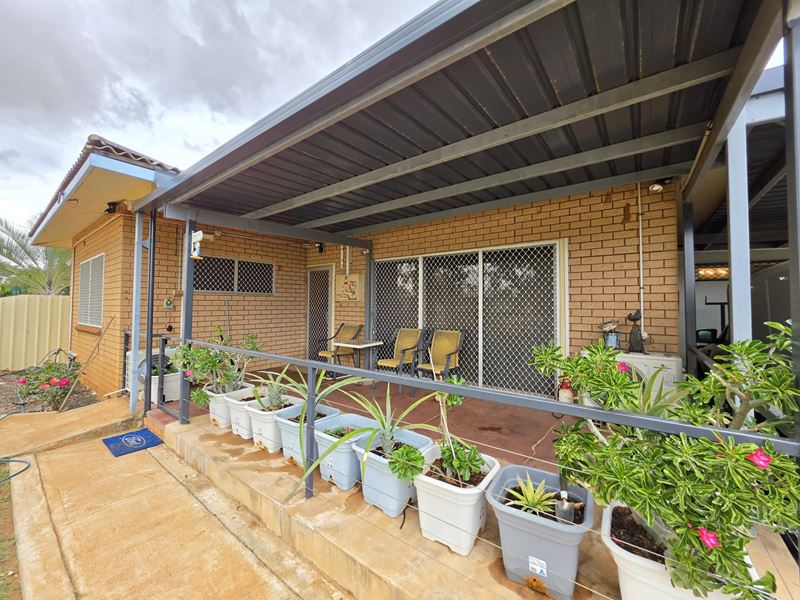 6 Lukis Place, Carnarvon WA 6701