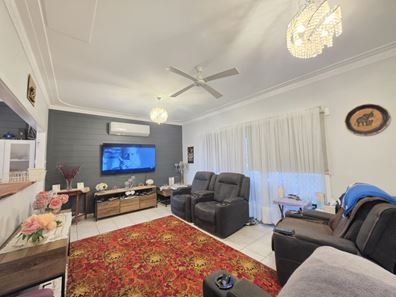 6 Lukis Place, Carnarvon WA 6701