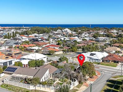 2 Tuxen Place, Hillarys WA 6025
