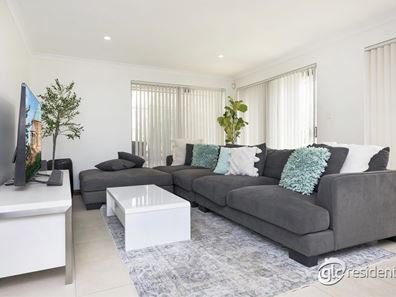 43 Bolderwood Drive, South Lake WA 6164