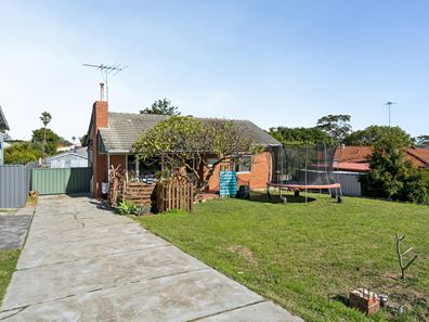 55 Winterfold Road, Hamilton Hill WA 6163