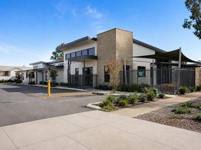 42 Cumberland Road, Forrestfield WA 6058