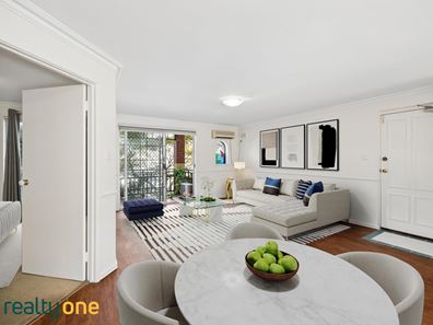 15/2 Preston Street, Como WA 6152
