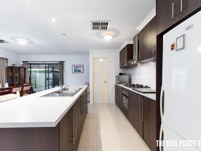 2A Iolanthe Street, Bassendean WA 6054