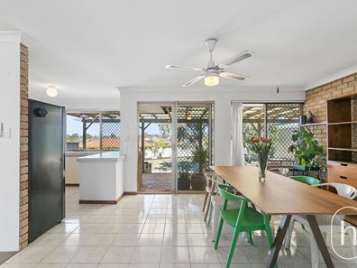 11 BANGOR PLACE, Beldon WA 6027