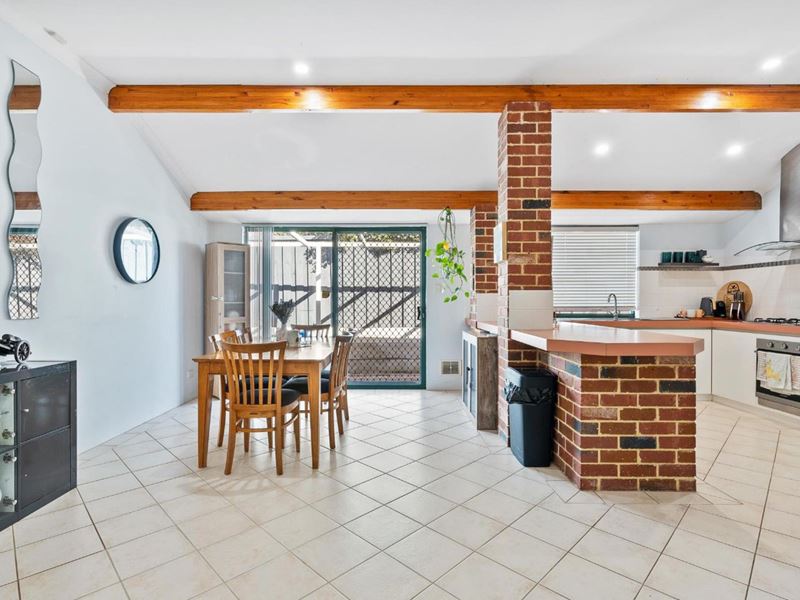 15 Trigger Plant Avenue, Ellenbrook