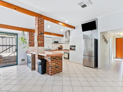 15 Trigger Plant Avenue, Ellenbrook WA 6069