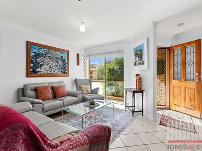 8/51 Cyril Street, Bassendean WA 6054