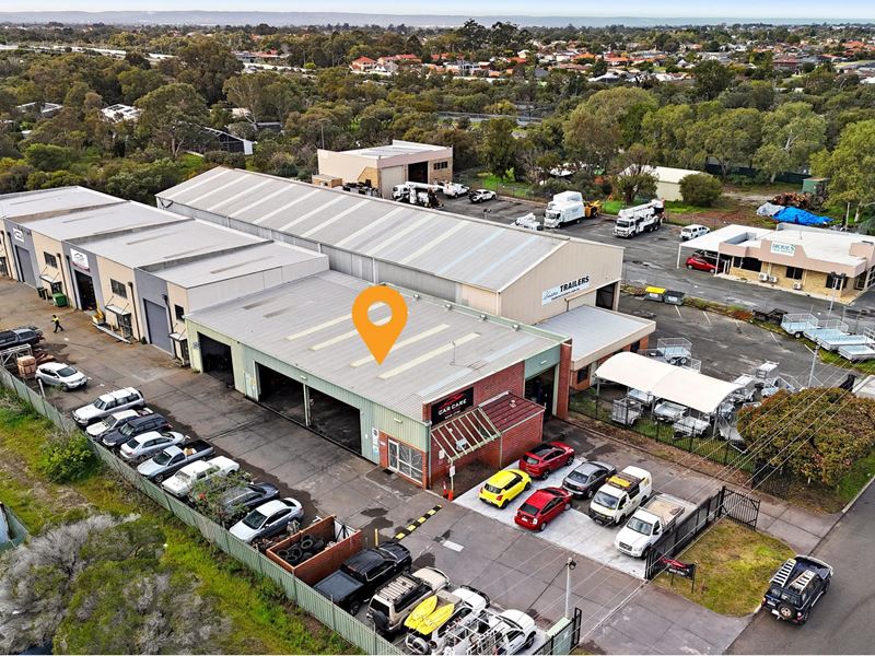 1/176 Camboon Road, Malaga WA 6090