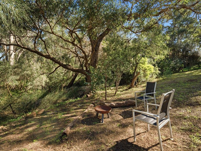 141 Clifton Street, Kelmscott WA 6111