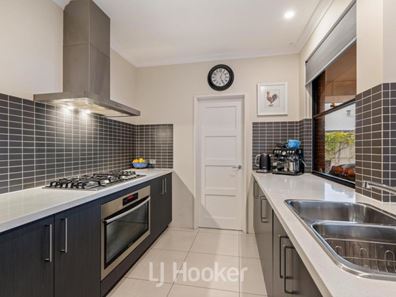 3 Roanoke Way, Dunsborough WA 6281