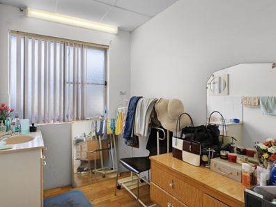 60 Oswald Street, Innaloo WA 6018