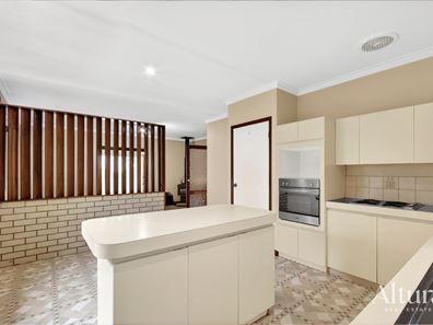 3/73 Canning Road, Kalamunda WA 6076