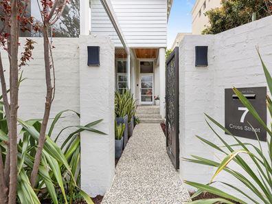 7 Cross Street, Swanbourne WA 6010