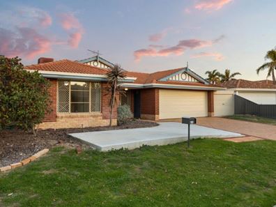 21 Masthead St, Waikiki WA 6169