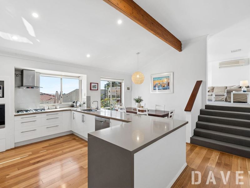 121 Waterford Drive, Hillarys WA 6025