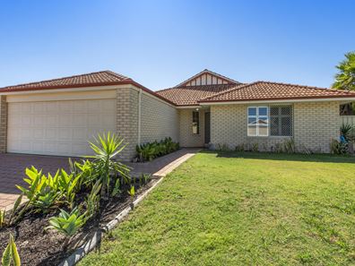 10 Kumarina Drive, Secret Harbour WA 6173