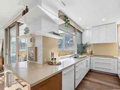 211/40 St Quentin Avenue, Claremont WA 6010