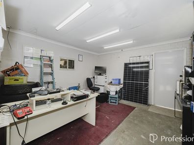 3/14 Midas Road, Malaga WA 6090