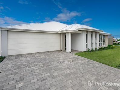 30 Lindquist Vista, Eglinton WA 6034