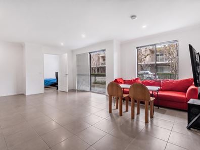 2/9 Central Terrace, Beckenham WA 6107