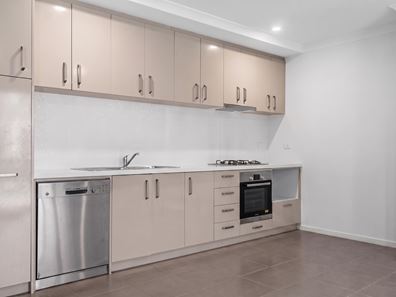 2/9 Central Terrace, Beckenham WA 6107