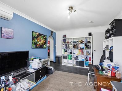 8 Ireland Court, Koondoola WA 6064