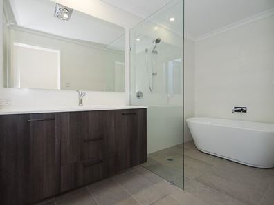 11 Elanora Street, Joondanna WA 6060