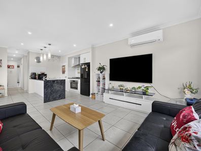 17 Meniscus Street, Aveley WA 6069