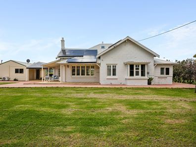 950 West Swan Road, Caversham WA 6055