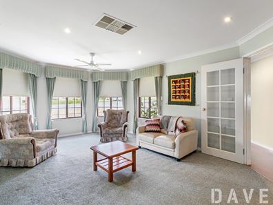10 Aviemore Loop, Kingsley WA 6026