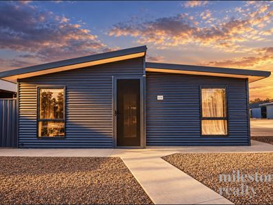 4/18 Pilkena Street, Tom Price WA 6751