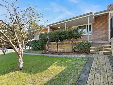 3 Doherty Road, Coolbellup WA 6163